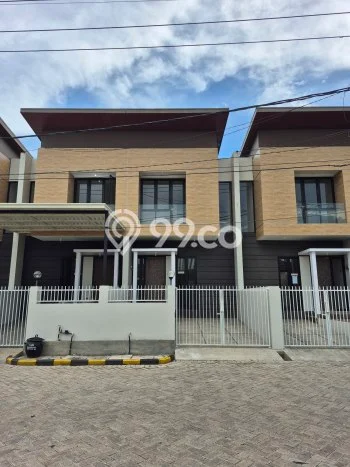 Disewakan Rumah Murah di Karangpilang Surabaya dengan 3 Kamar Tidur Disewakan Rumah Murah di Karangpilang Surabaya dengan 3 Kamar Tidur