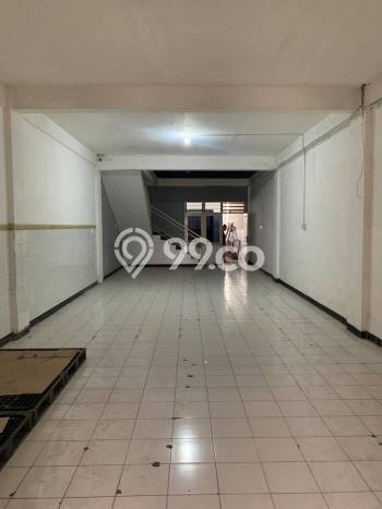 Untuk Dijual Ruko di Sukolilo Surabaya LT 125m2 / LB 450m2 Untuk Dijual Ruko di Sukolilo Surabaya LT 125m2 / LB 450m2