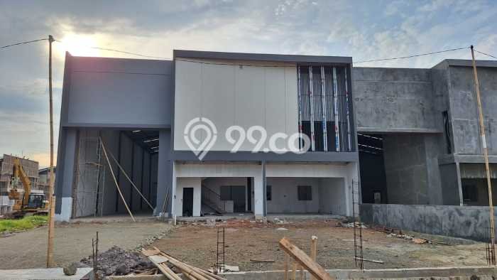 Gudang Dijual di Legok LT 864m2, LB 612m2 Solusi Investasi Cerdas Gudang Dijual di Legok LT 864m2, LB 612m2 Solusi Investasi Cerdas