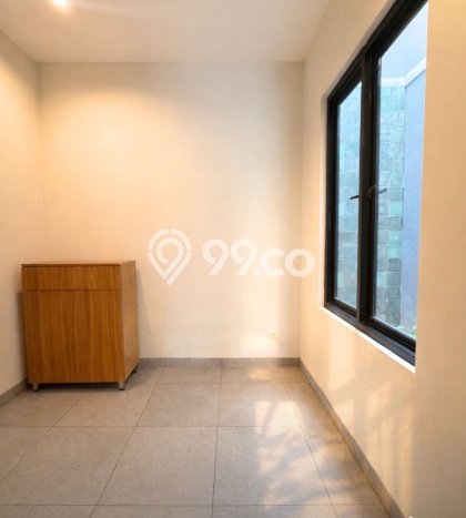 Jual Rumah Luas Elegan Dengan View Eksklusif di BSD City, Tangerang Jual Rumah Luas Elegan Dengan View Eksklusif di BSD City, Tangerang