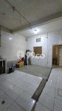 Unit Ruko Dijual di Surabaya LT 100m2 & LB 230m2 Unit Ruko Dijual di Surabaya LT 100m2 & LB 230m2