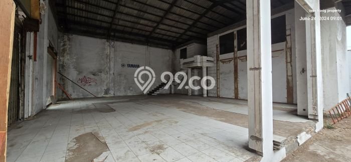 Unit Komersial Disewakan di Jemursari di Area Ramai & Strategis Unit Komersial Disewakan di Jemursari di Area Ramai & Strategis