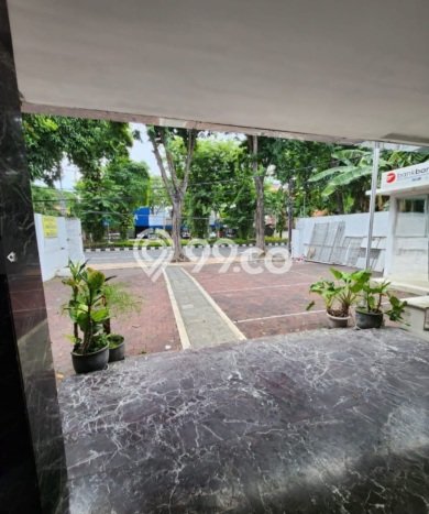 Kantor Disewa di Surabaya dengan LB 500m2 Area Komersial Ramai Kantor Disewa di Surabaya dengan LB 500m2 Area Komersial Ramai