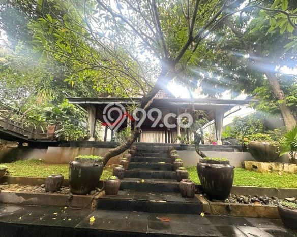 Ready to Use! Premium House LT 1344m2 Desain Elegan di Kemang Ready to Use! Premium House LT 1344m2 Desain Elegan di Kemang
