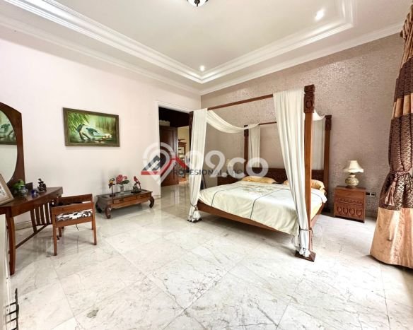 Siap Huni Rumah Mewah 5 Kamar di Cilandak Dekat ke Mana Saja Siap Huni Rumah Mewah 5 Kamar di Cilandak Dekat ke Mana Saja