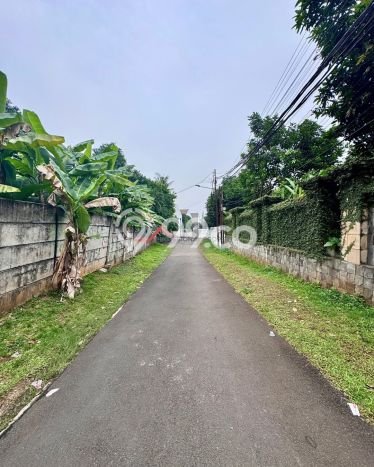 Lahan Strategis di Jagakarsa Dijual dengan Luas 3700m2 Lahan Strategis di Jagakarsa Dijual dengan Luas 3700m2