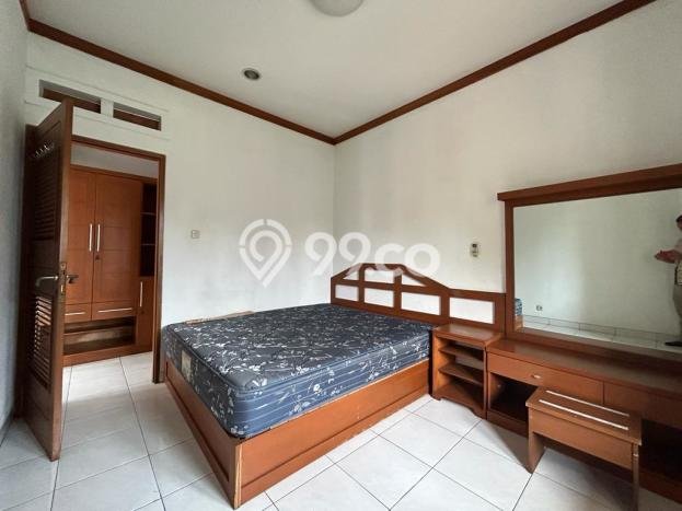 Rumah Bagus Siap Huni Di Mampang Prapatan Luas 207m2 Lokasi Strategis Rumah Bagus Siap Huni Di Mampang Prapatan Luas 207m2 Lokasi Strategis