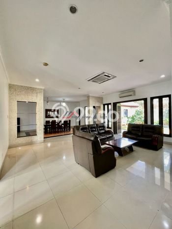 Hunian Elit LB 500m2 Siap Pakai Desain Elegan di Kemang, Jakarta Selatan Hunian Elit LB 500m2 Siap Pakai Desain Elegan di Kemang, Jakarta Selatan