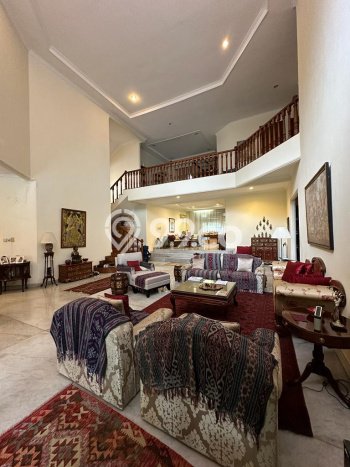 Ready to Use! Premium House LT 880m2 Desain Modern di Ampera Ready to Use! Premium House LT 880m2 Desain Modern di Ampera