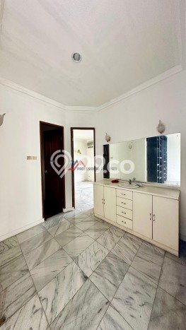 Rumah Elit Modern Siap Huni di Cipete Jakarta Selatan Rumah Elit Modern Siap Huni di Cipete Jakarta Selatan
