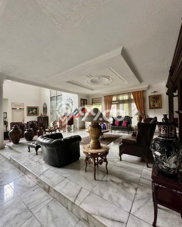 Hunian Mewah LB 820m2 Siap Pakai Desain Elegan di Cilandak, Jakarta Selatan Hunian Mewah LB 820m2 Siap Pakai Desain Elegan di Cilandak, Jakarta Selatan