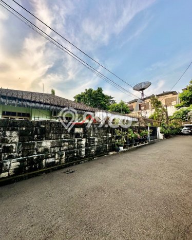 Tanah Dijual di Jakarta Selatan Seluas 725m2 Strategis Tanah Dijual di Jakarta Selatan Seluas 725m2 Strategis