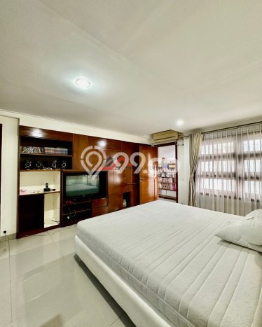 Jual Rumah Luas Elegan Dengan View Eksklusif di Gandaria, Jakarta Selatan Jual Rumah Luas Elegan Dengan View Eksklusif di Gandaria, Jakarta Selatan