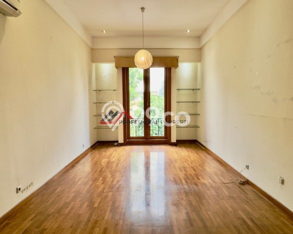 Rumah Mewah Siap Huni LT 355m2 di Kebayoran Baru, Jakarta Selatan Rumah Mewah Siap Huni LT 355m2 di Kebayoran Baru, Jakarta Selatan