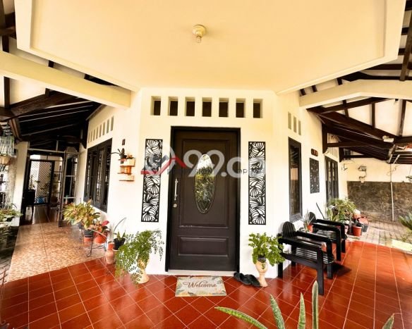 Rumah Elit LB 300m2 Siap Huni Desain Elegan di Lebak Bulus, Jakarta Selatan Rumah Elit LB 300m2 Siap Huni Desain Elegan di Lebak Bulus, Jakarta Selatan