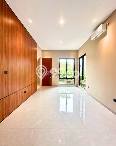 Hunian Mewah Siap Huni LT 200m2 di Cilandak, Jakarta Selatan Hunian Mewah Siap Huni LT 200m2 di Cilandak, Jakarta Selatan