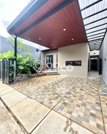 Hunian Mewah Siap Huni LT 200m2 di Cilandak, Jakarta Selatan Hunian Mewah Siap Huni LT 200m2 di Cilandak, Jakarta Selatan