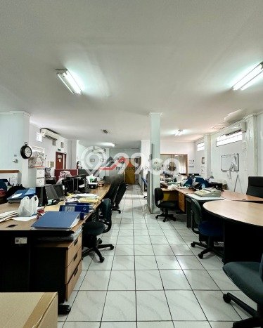 Kantor Dijual di Prime Area Jakarta Selatan Luas 786m2 Kantor Dijual di Prime Area Jakarta Selatan Luas 786m2