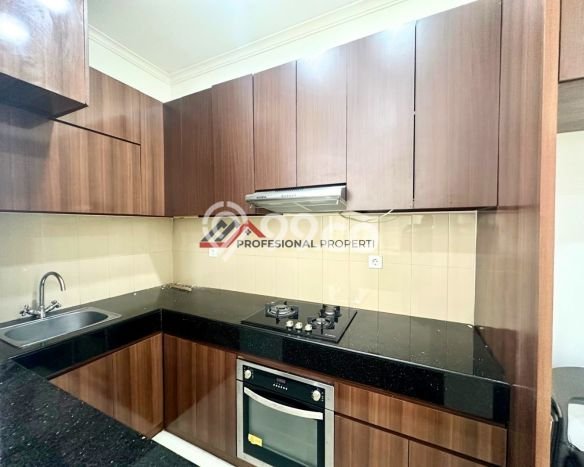 Rumah Mewah LB 385m2 Siap Huni Desain Elegan di Kemang, Jakarta Selatan Rumah Mewah LB 385m2 Siap Huni Desain Elegan di Kemang, Jakarta Selatan