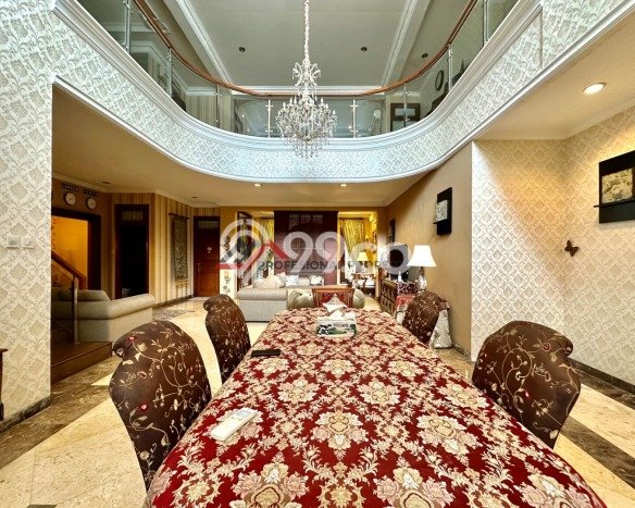 Rumah Eksklusif Siap Huni LT 316m2 di Kebayoran Baru, Jakarta Selatan Rumah Eksklusif Siap Huni LT 316m2 di Kebayoran Baru, Jakarta Selatan