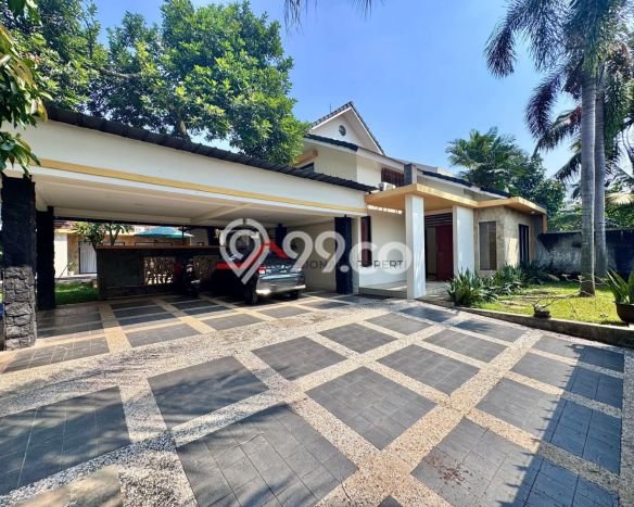 Hunian Mewah Siap Huni LT 1050m2 di Jagakarsa, Jakarta Selatan Hunian Mewah Siap Huni LT 1050m2 di Jagakarsa, Jakarta Selatan