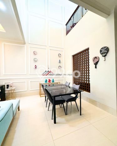 Ready to Use! Premium House LT 155m2 Desain Elegan di Ragunan Ready to Use! Premium House LT 155m2 Desain Elegan di Ragunan