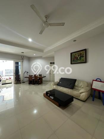 Rumah Elit Modern Tanpa Renovasi di Bangka Jakarta Selatan Rumah Elit Modern Tanpa Renovasi di Bangka Jakarta Selatan