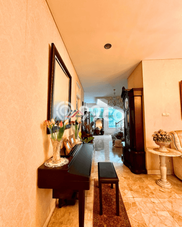 Rumah Elit Modern Tanpa Renovasi di Lebak Bulus Jakarta Selatan Rumah Elit Modern Tanpa Renovasi di Lebak Bulus Jakarta Selatan