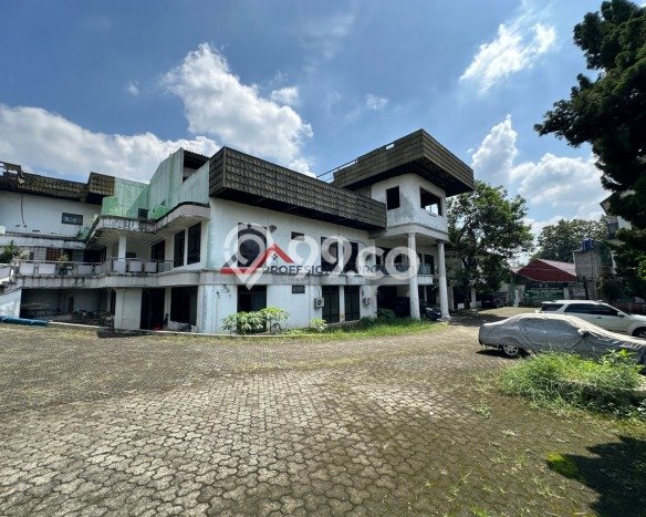 Rumah Elit LB 3000m2 Siap Pakai Desain Elegan di Lenteng Agung, Jakarta Selatan Rumah Elit LB 3000m2 Siap Pakai Desain Elegan di Lenteng Agung, Jakarta Selatan