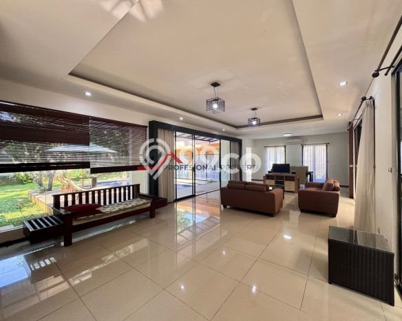 Hunian Mewah Siap Huni LT 1050m2 di Jagakarsa, Jakarta Selatan Hunian Mewah Siap Huni LT 1050m2 di Jagakarsa, Jakarta Selatan