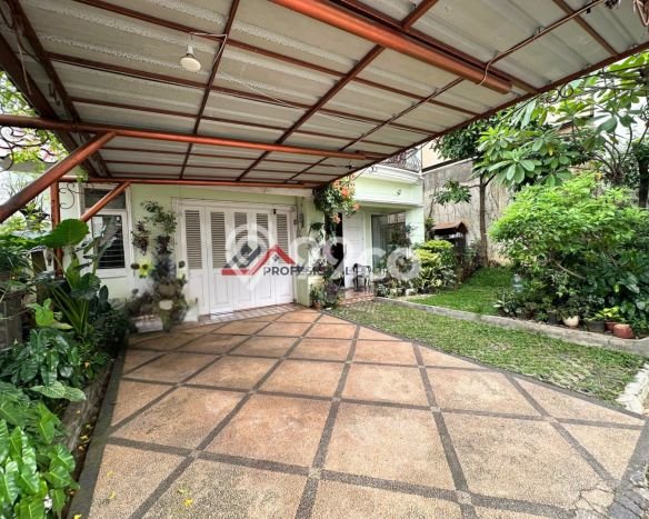 Rumah Luxury Modern Siap Huni di Pejaten Jakarta Selatan Rumah Luxury Modern Siap Huni di Pejaten Jakarta Selatan