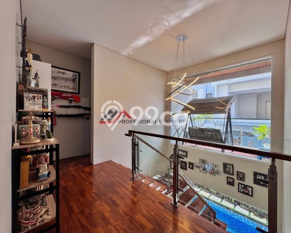 Dijual Rumah Luas Megah Dengan View Cantik di Kemang, Jakarta Selatan Dijual Rumah Luas Megah Dengan View Cantik di Kemang, Jakarta Selatan