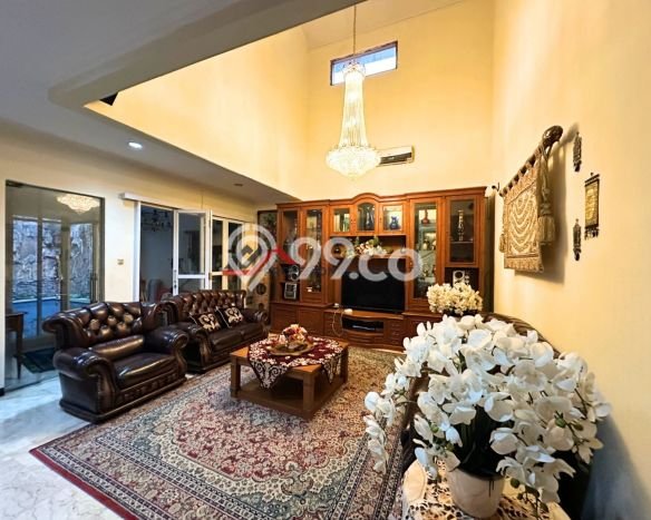 Rumah Mewah Akses Strategis di Jakarta Selatan Unfurnished Rumah Mewah Akses Strategis di Jakarta Selatan Unfurnished