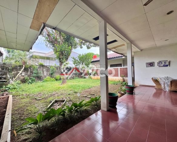 Rumah Mewah LB 450m2 Siap Huni Desain Elegan di Kemang, Jakarta Selatan Rumah Mewah LB 450m2 Siap Huni Desain Elegan di Kemang, Jakarta Selatan