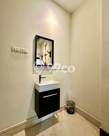 Rumah Elit LB 387m2 Siap Pakai Desain Elegan di Cipete, Jakarta Selatan Rumah Elit LB 387m2 Siap Pakai Desain Elegan di Cipete, Jakarta Selatan