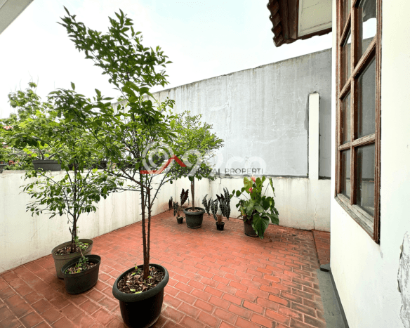For Sale! Premium House LT 470m2 Desain Modern di Lebak Bulus For Sale! Premium House LT 470m2 Desain Modern di Lebak Bulus