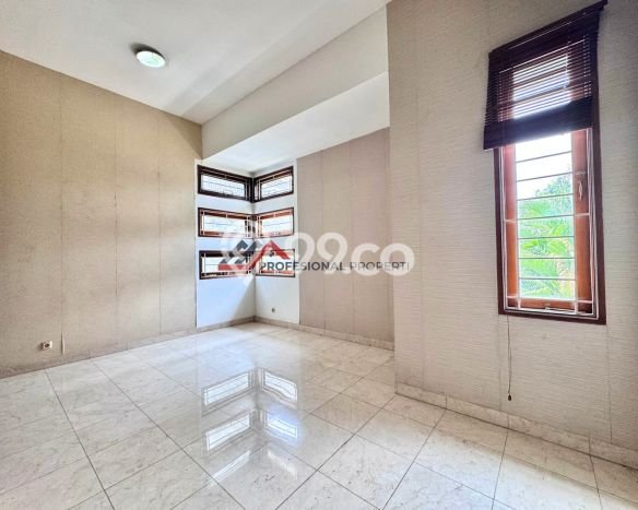 Jual Rumah Mewah Elegan Dengan View Cantik di Cipete, Jakarta Selatan Jual Rumah Mewah Elegan Dengan View Cantik di Cipete, Jakarta Selatan