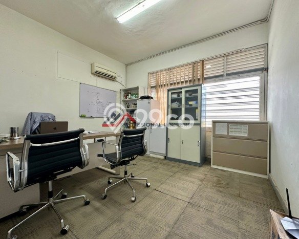 Siap Huni Rumah Mewah 5 Kamar di Kebayoran Baru Dekat ke Mana Saja Siap Huni Rumah Mewah 5 Kamar di Kebayoran Baru Dekat ke Mana Saja