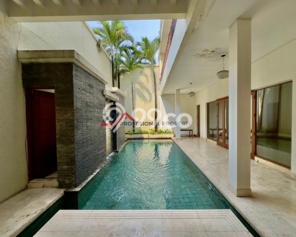 Rumah Mewah Siap Huni LT 355m2 di Kebayoran Baru, Jakarta Selatan Rumah Mewah Siap Huni LT 355m2 di Kebayoran Baru, Jakarta Selatan