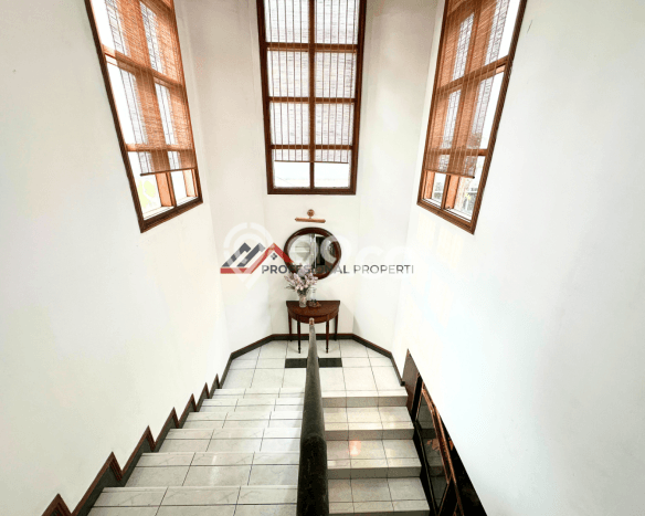 For Sale! Premium House LT 470m2 Desain Modern di Lebak Bulus For Sale! Premium House LT 470m2 Desain Modern di Lebak Bulus