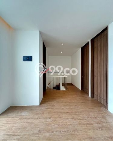 For Sale! Luxury House LT 161m2 Desain Elegan di Kemang For Sale! Luxury House LT 161m2 Desain Elegan di Kemang