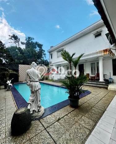 Rumah Luxury Modern Siap Huni di Pangkalan Jati Depok Rumah Luxury Modern Siap Huni di Pangkalan Jati Depok