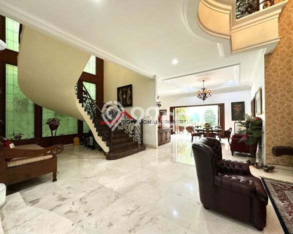 Siap Huni Rumah Mewah 5 Kamar di Cilandak Dekat ke Mana Saja Siap Huni Rumah Mewah 5 Kamar di Cilandak Dekat ke Mana Saja
