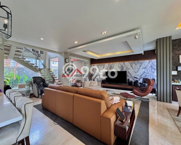 Dijual Rumah Luas Megah Dengan View Cantik di Kemang, Jakarta Selatan Dijual Rumah Luas Megah Dengan View Cantik di Kemang, Jakarta Selatan
