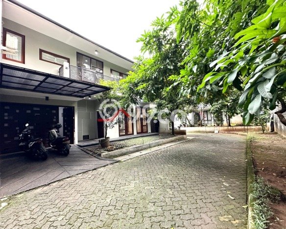 Rumah Mewah LB 210m2 Siap Pakai Desain Elegan di Fatmawati, Jakarta Selatan Rumah Mewah LB 210m2 Siap Pakai Desain Elegan di Fatmawati, Jakarta Selatan