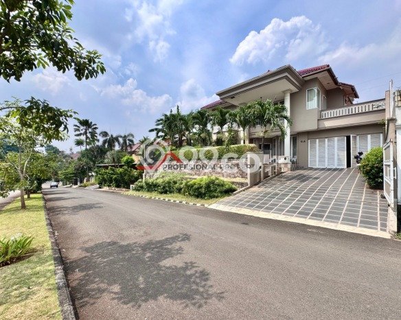 Hunian Mewah LB 940m2 Siap Huni Desain Elegan di Cinere, Jakarta Selatan Hunian Mewah LB 940m2 Siap Huni Desain Elegan di Cinere, Jakarta Selatan