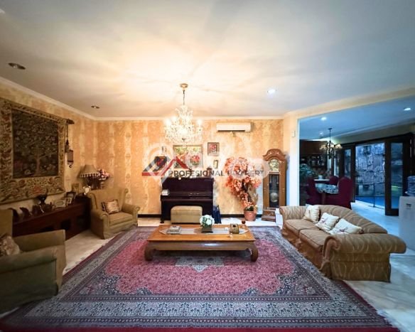 Rumah Mewah Akses Strategis di Jakarta Selatan Unfurnished Rumah Mewah Akses Strategis di Jakarta Selatan Unfurnished