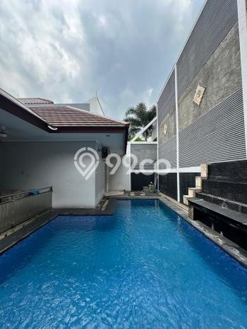 Rumah Elit Modern Tanpa Renovasi di Bangka Jakarta Selatan Rumah Elit Modern Tanpa Renovasi di Bangka Jakarta Selatan