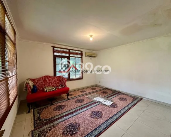 Disewakan! Rumah 5 Kamar Tidur &
3 Kamar Mandi di Pejaten, Jakarta Selatan Disewakan! Rumah 5 Kamar Tidur &
3 Kamar Mandi di Pejaten, Jakarta Selatan