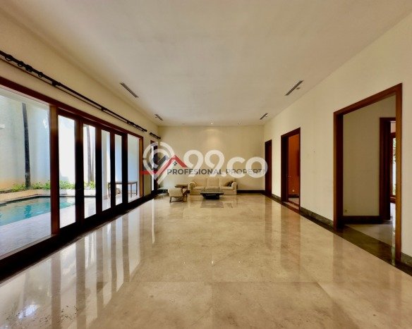 Rumah Mewah Siap Huni LT 355m2 di Kebayoran Baru, Jakarta Selatan Rumah Mewah Siap Huni LT 355m2 di Kebayoran Baru, Jakarta Selatan